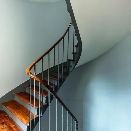 Double Apartment-70sqm-champs Elysees Paris