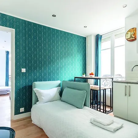 Daire Double Apartment-70sqm-champs Elysees Paris